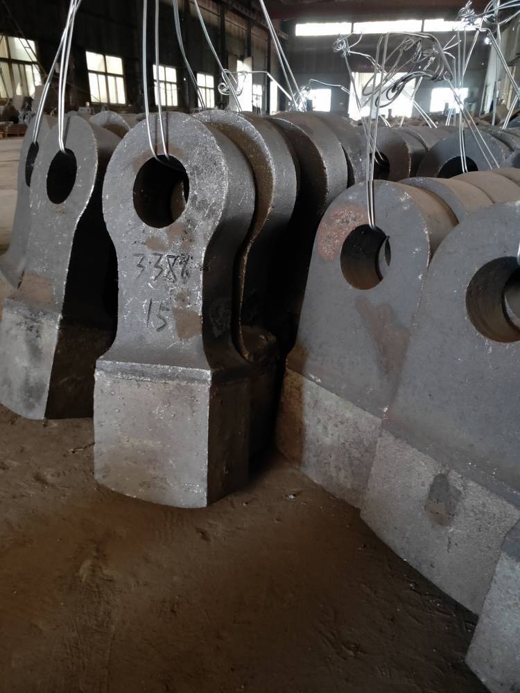 廠家定制高鉻制砂機(jī)錘頭 粉碎機(jī)耐磨配件 錘式破碎機(jī)鍛造錘頭高鉻雙金